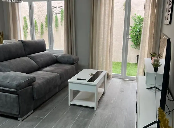 La Casita Del Castillo بيت للعطل